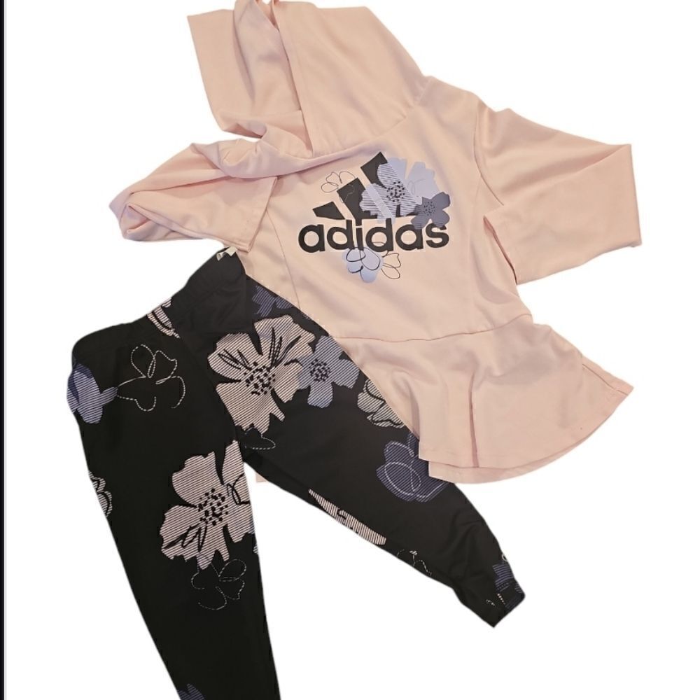 4 piece toddler girl addidas bundle. Includes great condition. 24 months!